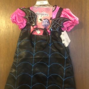 Vampirina Costume